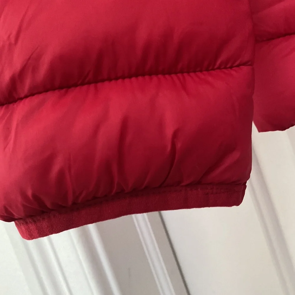 St. Johns Bay packable puffer coat. Medium - Picture 6 of 7